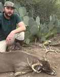 Texas Whitetail Hunts with professional hunting guide Dan Moody Hunting Services in Texas